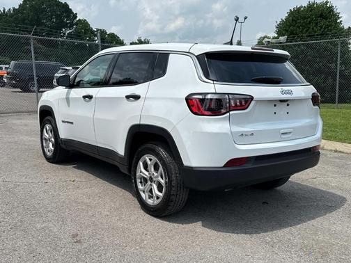 2025 Jeep Compass Sport