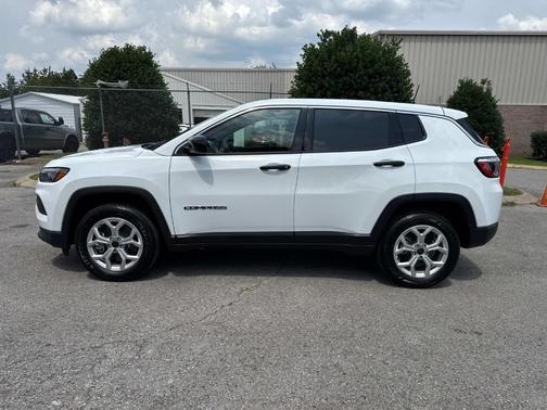 2025 Jeep Compass Sport