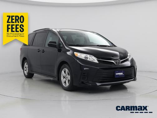 Black 2018 Toyota Sienna LE