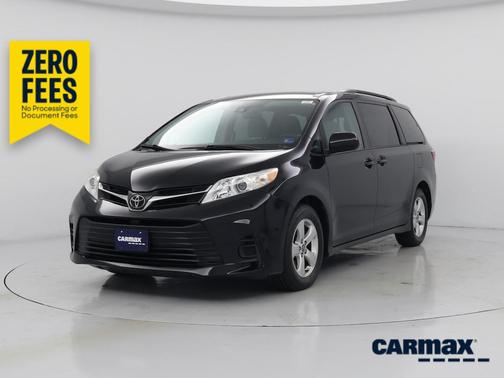 Black 2018 Toyota Sienna LE