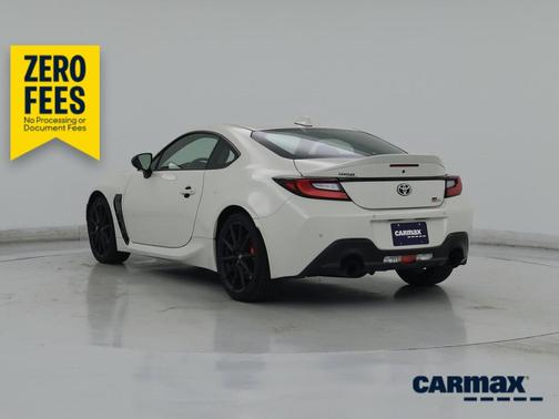 White 2024 Toyota GR86 Premium