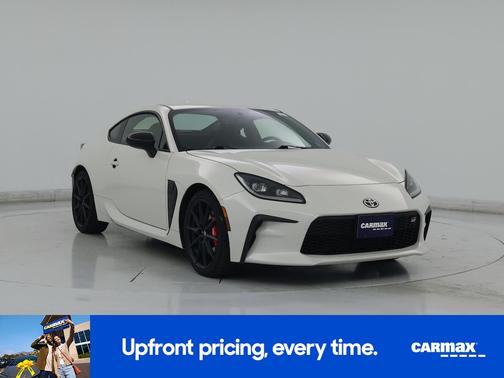 White 2024 Toyota GR86 Premium