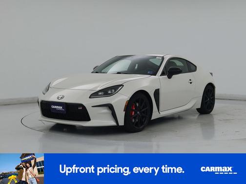 White 2024 Toyota GR86 Premium