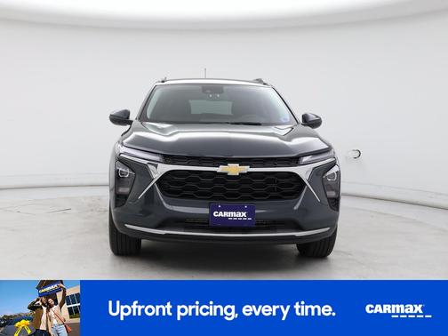 Green 2025 Chevrolet Trax LT