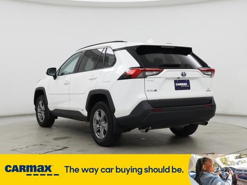 2022 Toyota RAV4 Hybrid LE