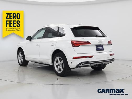 White 2021 Audi Q5 Premium