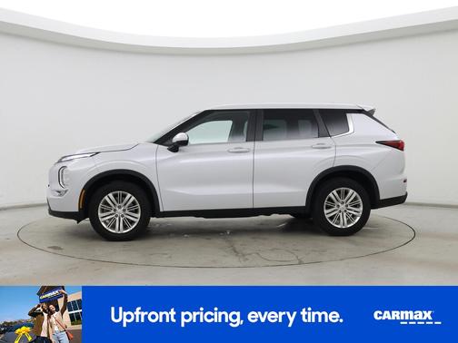 2023 Mitsubishi Outlander ES