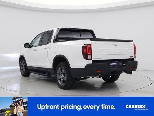 White 2024 Honda Ridgeline Trailsport