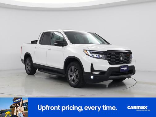 White 2024 Honda Ridgeline Trailsport