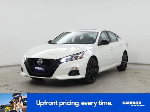 2022 Nissan Altima SR