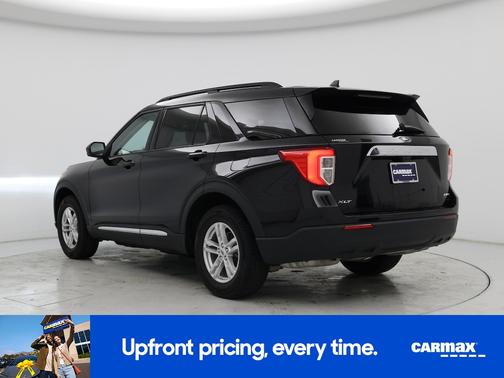 Black 2022 Ford Explorer XLT