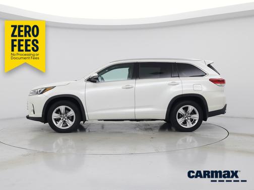 White 2018 Toyota Highlander Limited