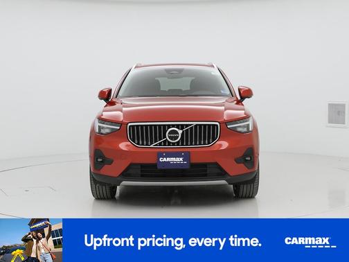 2024 Volvo XC40 B5 Plus Bright Theme