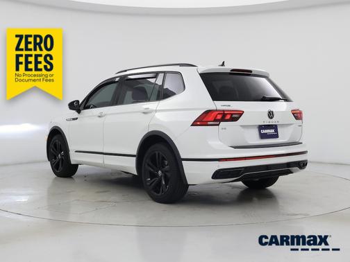 White 2023 Volkswagen Tiguan SE R-Line Black