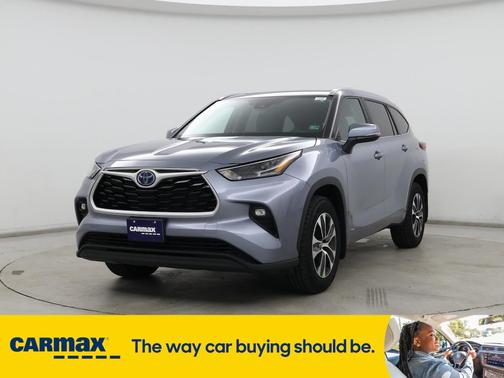 2023 Toyota Highlander Hybrid XLE