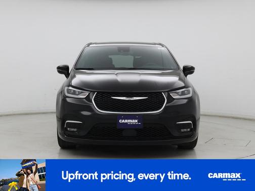 Black 2025 Chrysler Pacifica Select