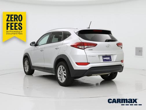 Silver 2016 Hyundai TUCSON SE
