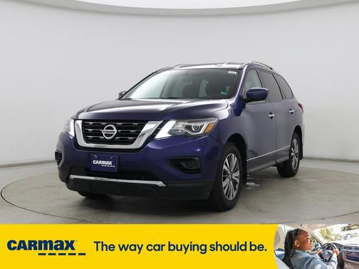 2019 Nissan Pathfinder S