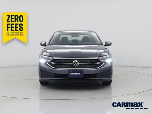 Gray 2024 Volkswagen Jetta SE
