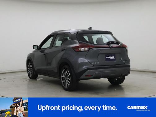 Gray 2023 Nissan Kicks SV