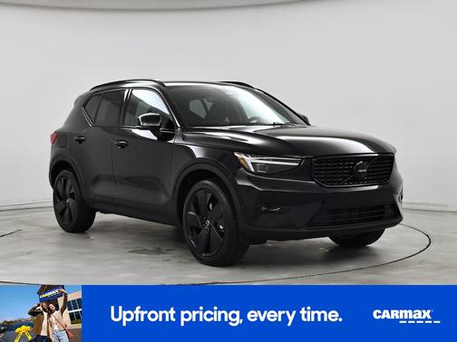 Black 2026 Volvo XC40 B5 Ultra Black Edition