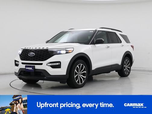 White 2023 Ford Explorer ST-Line