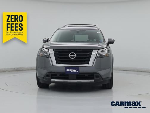 Gray 2023 Nissan Pathfinder Platinum