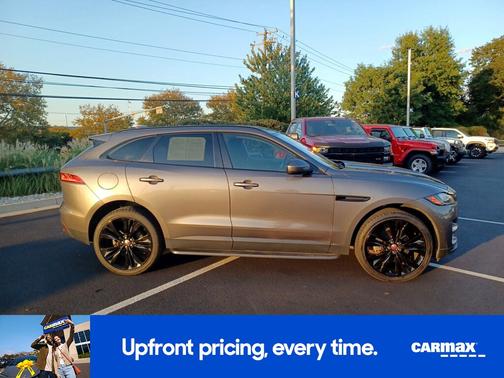 2017 Jaguar F-PACE Prestige