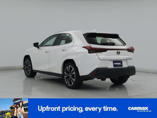 White 2023 Lexus UX 250h Premium