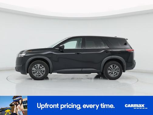 2023 Nissan Pathfinder S