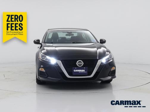 Black 2021 Nissan Altima SV