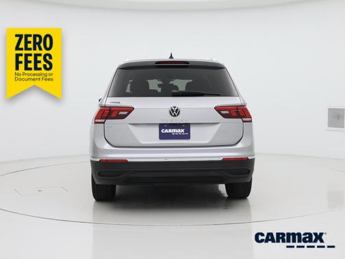 Silver 2022 Volkswagen Tiguan SE