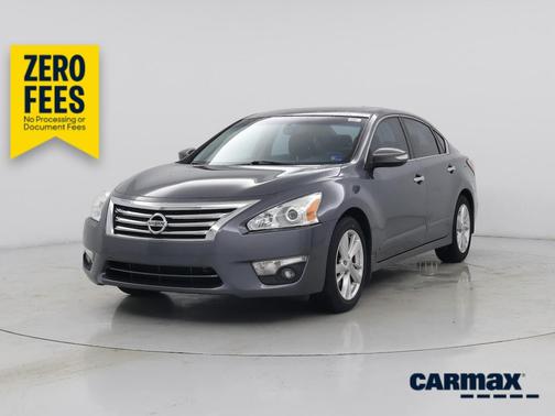 Gray 2015 Nissan Altima SL