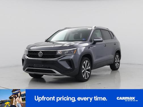 Gray 2024 Volkswagen Taos SE