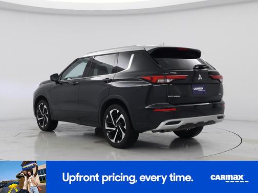 Black 2024 Mitsubishi Outlander SEL Platinum