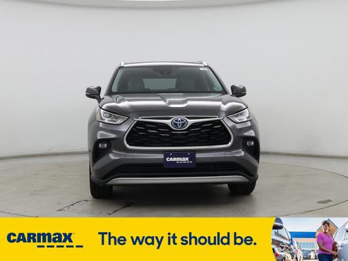 2021 Toyota Highlander Hybrid Platinum