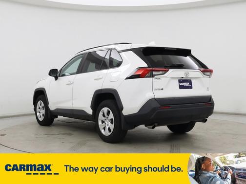 2020 Toyota RAV4 LE