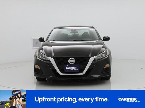 2022 Nissan Altima SV