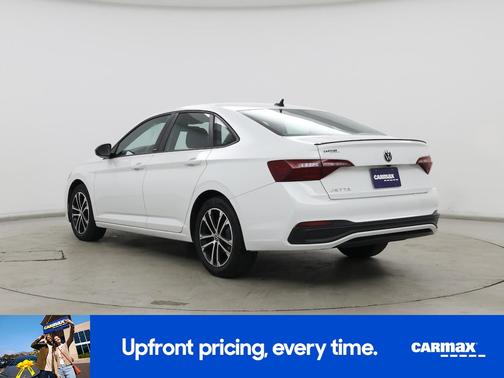 White 2023 Volkswagen Jetta Sport