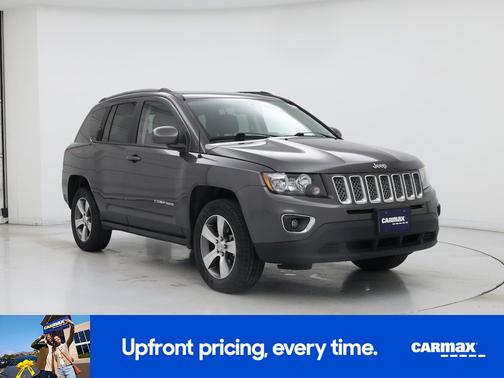 Gray 2017 Jeep Compass Latitude