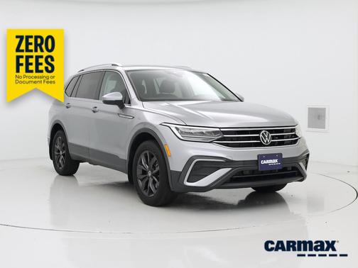 Silver 2022 Volkswagen Tiguan SE