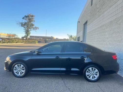 2015 Volkswagen Jetta 2.0L TDI SE w/Connectivity