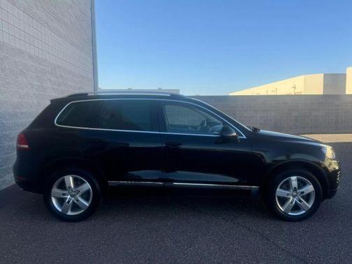2012 Volkswagen Touareg TDI Lux