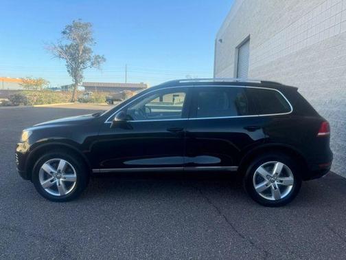 2012 Volkswagen Touareg TDI Lux