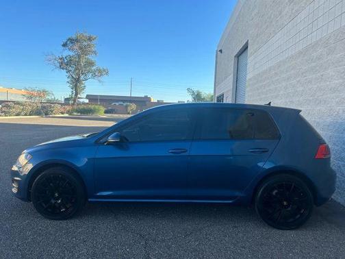 2015 Volkswagen Golf TDI S 4-Door