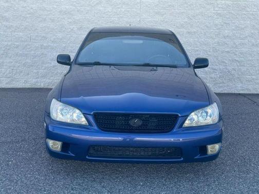 2002 Lexus IS 300 Base