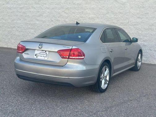 2013 Volkswagen Passat 2.0 TDI SEL Premium