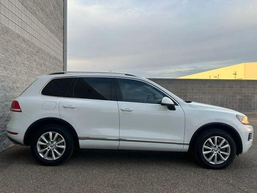2013 Volkswagen Touareg TDI Lux