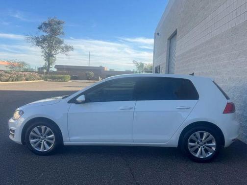2015 Volkswagen Golf TDI SEL 4-Door