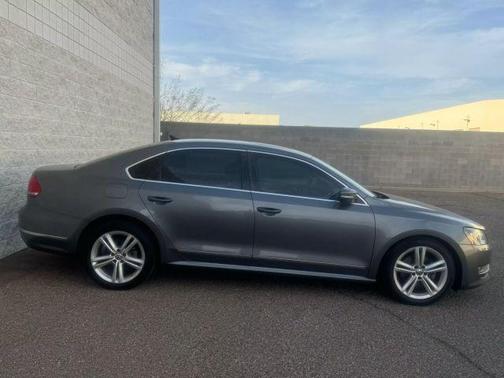 2013 Volkswagen Passat 2.0 TDI SEL Premium